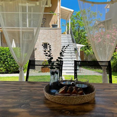 Armonia Apartments & Studios Perivólion エクステリア 写真